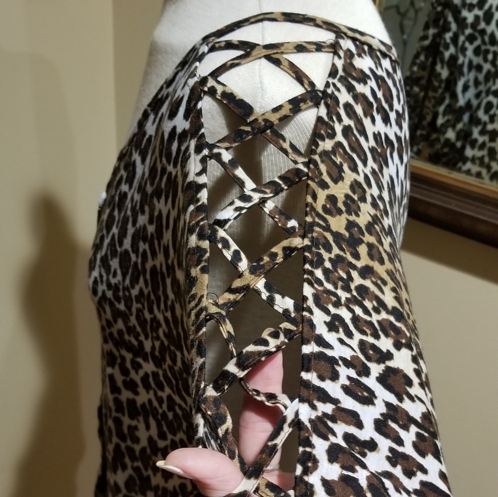 😎LEOPARD PRINT TOP - Picture 4 of 7